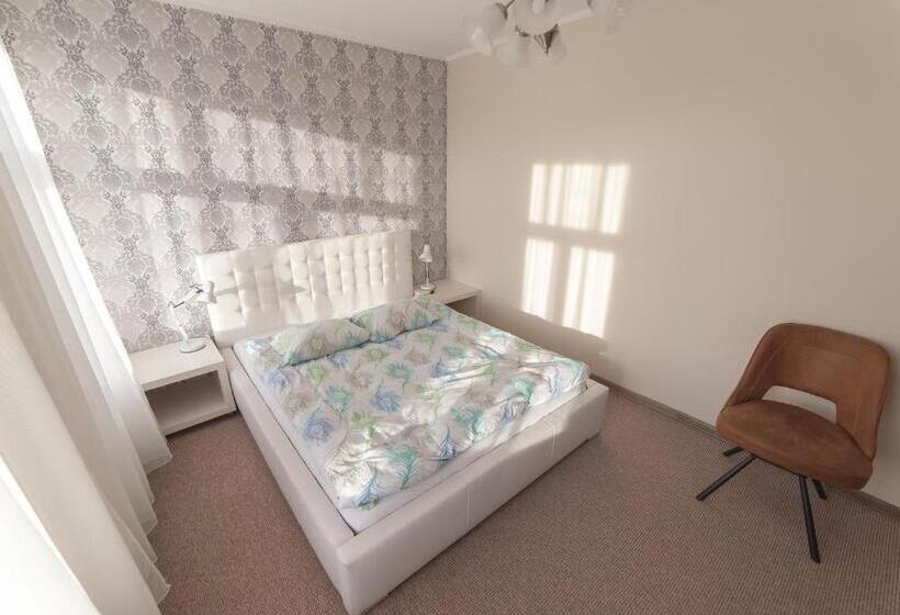 اتاق استاندارد, Katrina