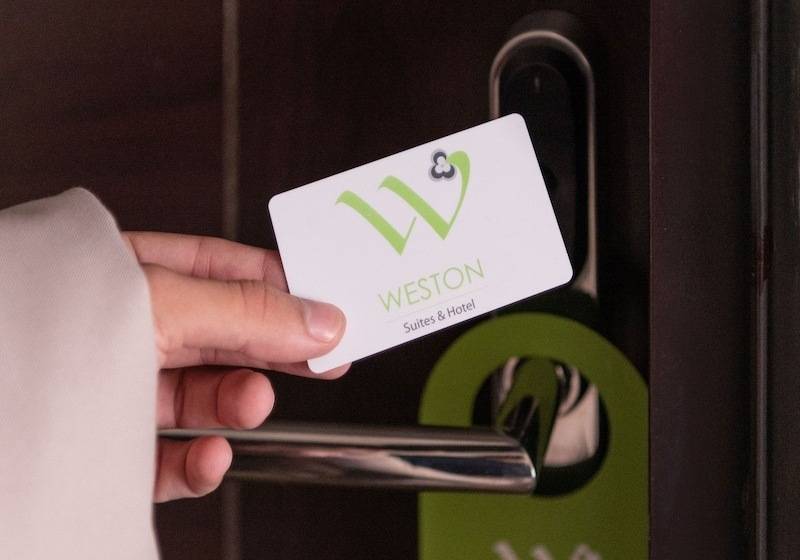 اتاق سوپریور, Weston Suites