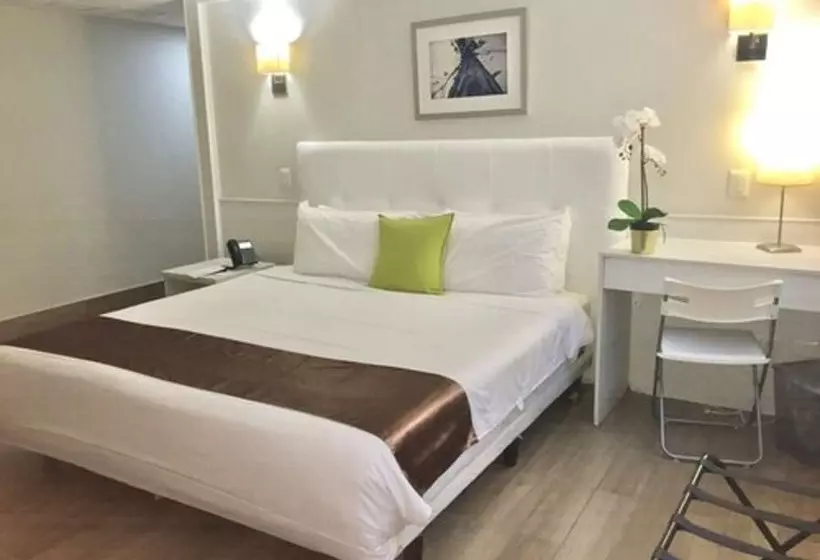 اتاق سوپریور, Weston Suites