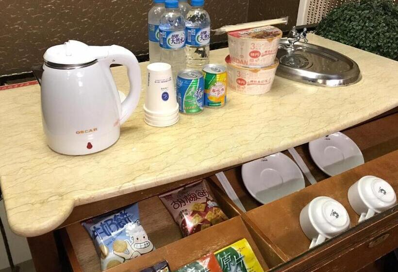 اتاق استاندارد با تخت دو نفره بزرگ, Langkei Motel