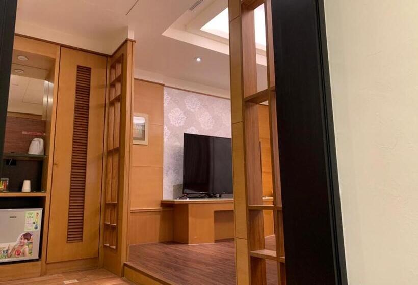 اتاق استاندارد, Langkei Motel