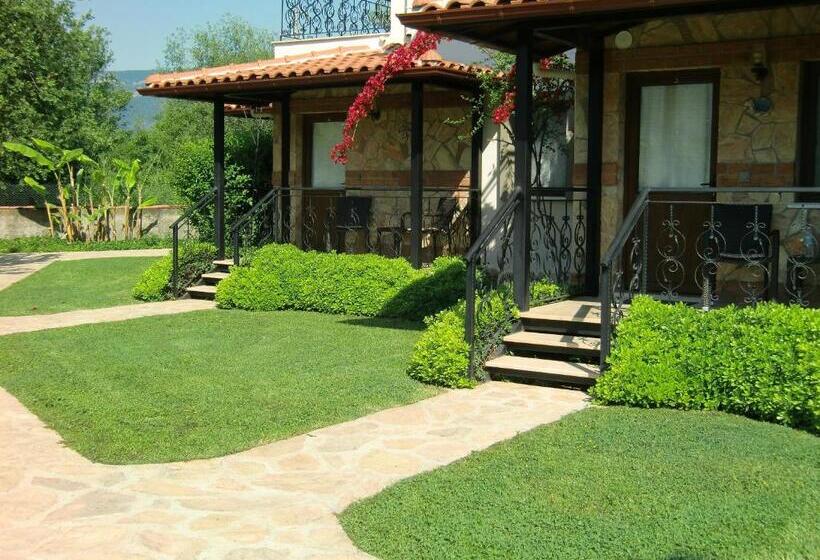 غرفة كمفورت مع بلكونة, Sedir Resort   Hotel Rooms, Bungalows & Suites