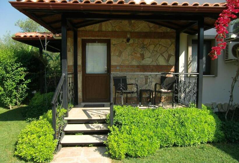 غرفة كمفورت مع بلكونة, Sedir Resort   Hotel Rooms, Bungalows & Suites