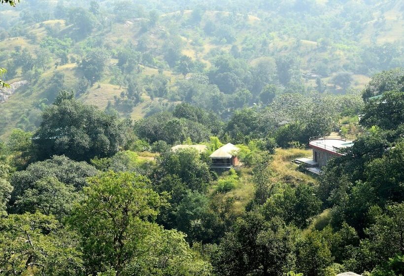 غرفة ديلوكس, The Sky Imperial Pavoreal Jungle Resort