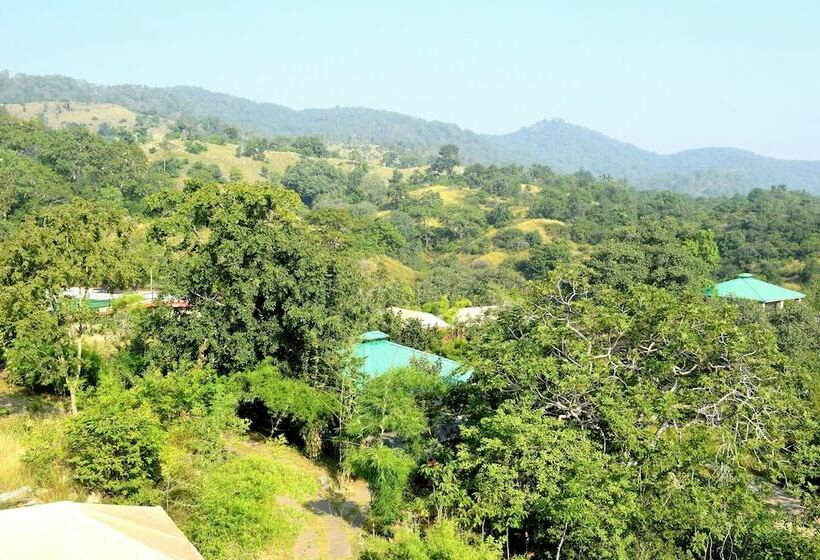 غرفة ديلوكس, The Sky Imperial Pavoreal Jungle Resort