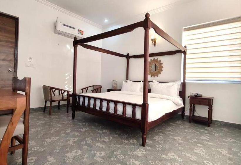 غرفة ديلوكس, The Sky Imperial Pavoreal Jungle Resort