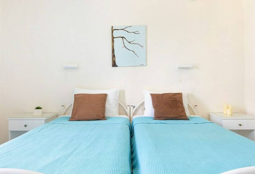 デュプレックス２ベッドルームアパート, Villa Amorossa With Garden View & Shared Pool By Konnect, Roda Corfu