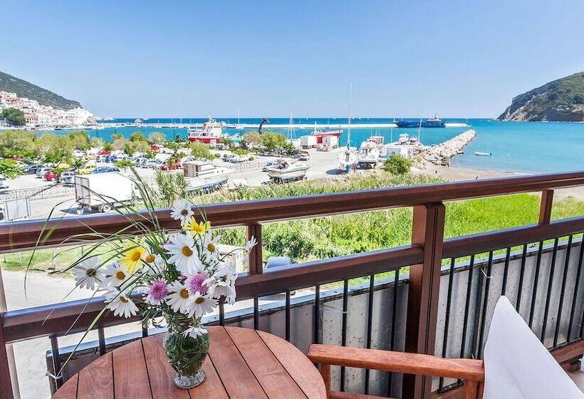 Номер Стандарт Трехместный, Akti Fine Rooms