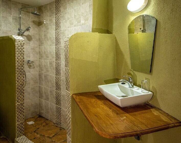 اتاق استاندارد با چشمانداز باغ, Bamboo Village Resort