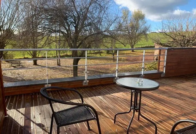 バルコニー付きデラックスルーム, Domaine De Jarentin Chambres D Hôtes