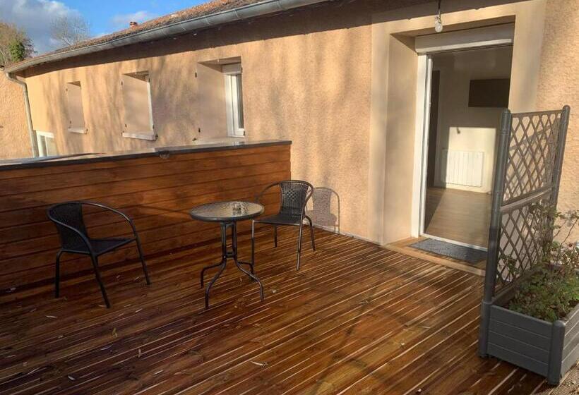 غرفة ديلوكس مزودة بشرفة, Domaine De Jarentin   Chambres D Hôtes