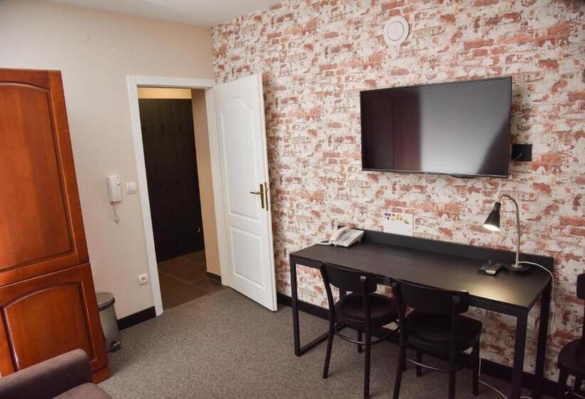 اتاق لوکس, Villa Mramor