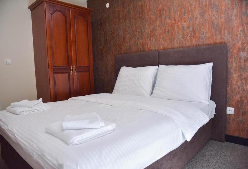 اتاق استاندارد با چشم‌انداز کوهستان, Villa Mramor