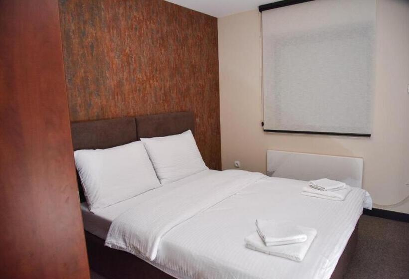 اتاق استاندارد با چشم‌انداز کوهستان, Villa Mramor