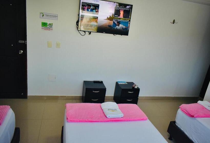 스탠다드 트리플 룸, Parque De Los Novios Inn