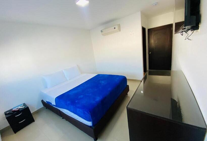 带大床的标准间, Parque De Los Novios Inn