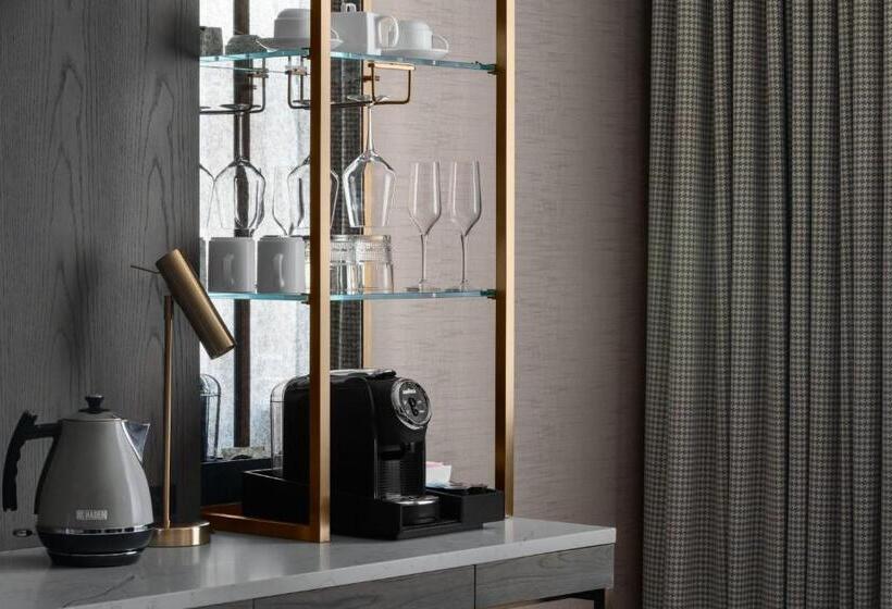 غرفة قياسية, The Dorian, Autograph Collection