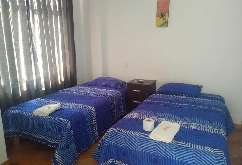 StandaardKamer, La Petite Maison