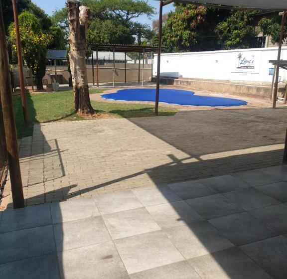 标准单人间, Liam Travel Inn