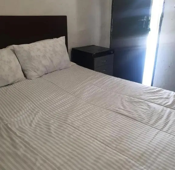 スタンダードシングルルーム, Liam Travel Inn