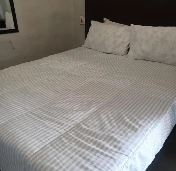 スタンダードシングルルーム, Liam Travel Inn