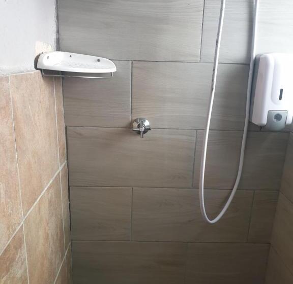 标准单人间, Liam Travel Inn