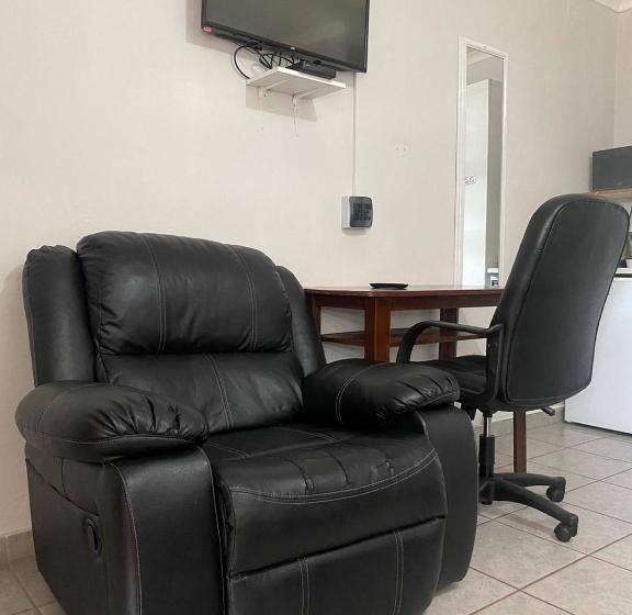 豪华房间, Liam Travel Inn