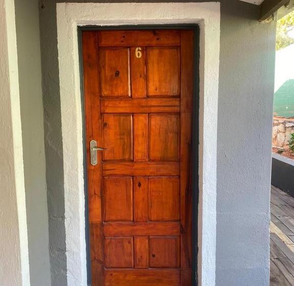 豪华家庭房间, Liam Travel Inn