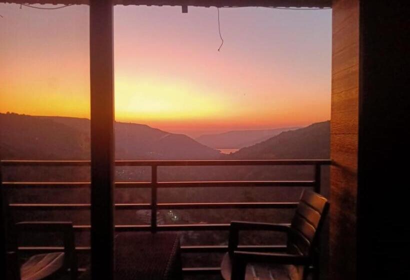 חדר סטנדרט נוף להרים, Western Valley Cottages , Panchagani
