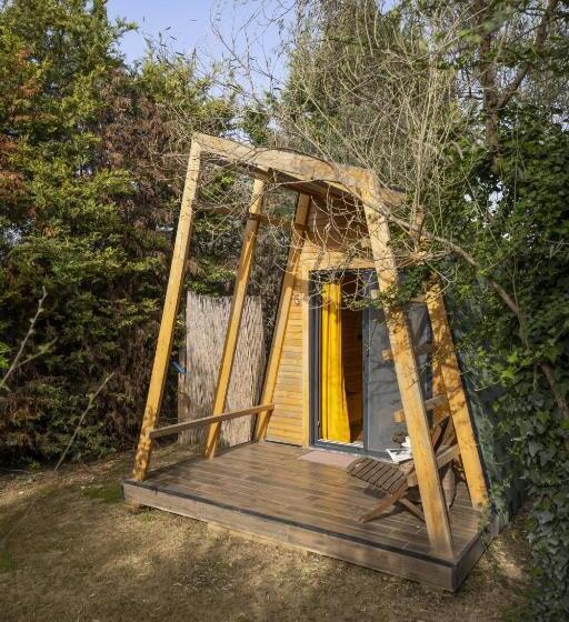 Bungalow Standard Vista Giardino, Bir Dem Urla