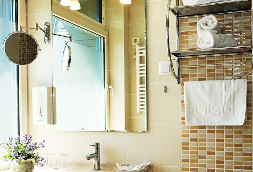 סוויטה דלוקס, Best Palanga