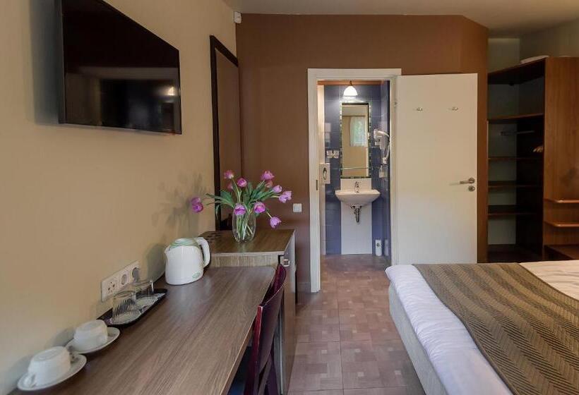 דירת חדר בקומת קרקע, Best Palanga