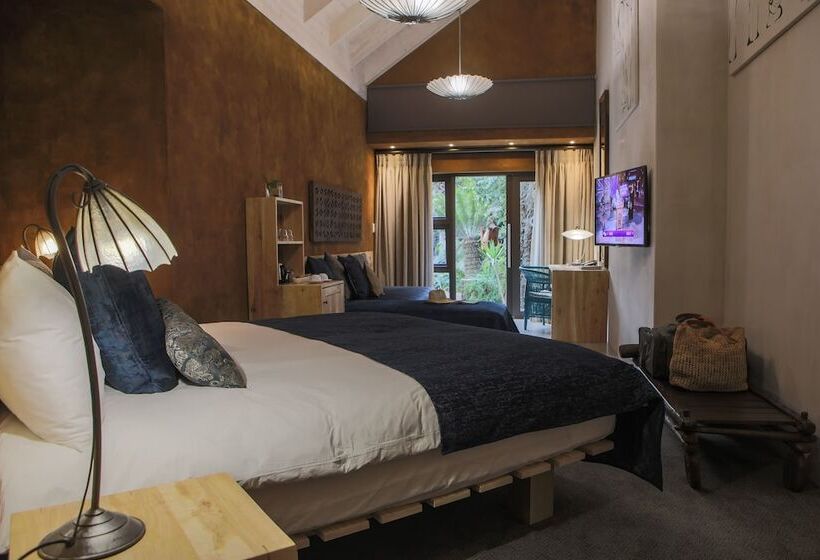 Люкс Superior, African Rock Hotel & Spa, A Boutique Lifestyle Resort