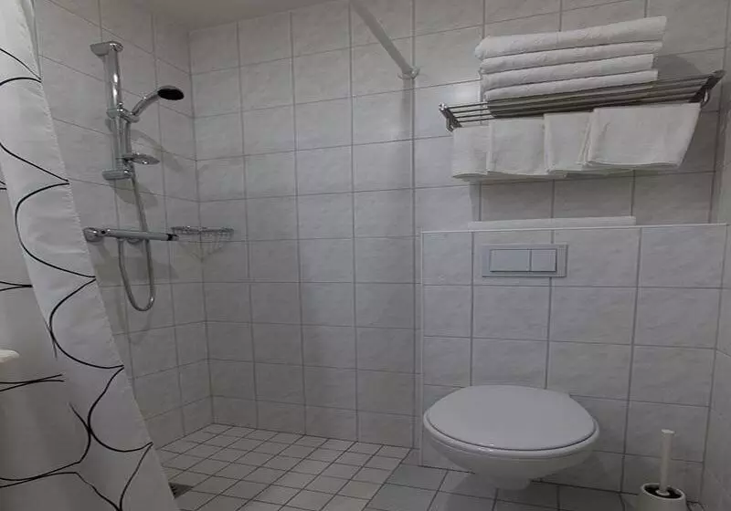 اتاق استاندارد سه نفره, Aurora Hotel At Reykjavik Keflavik Airport Terminal Kef