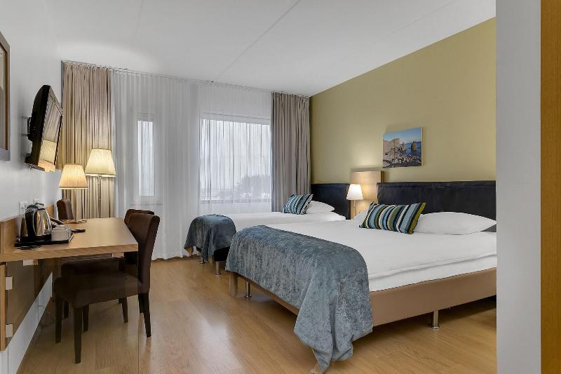 标准三人间, Aurora Hotel At Reykjavik Keflavik Airport Terminal Kef