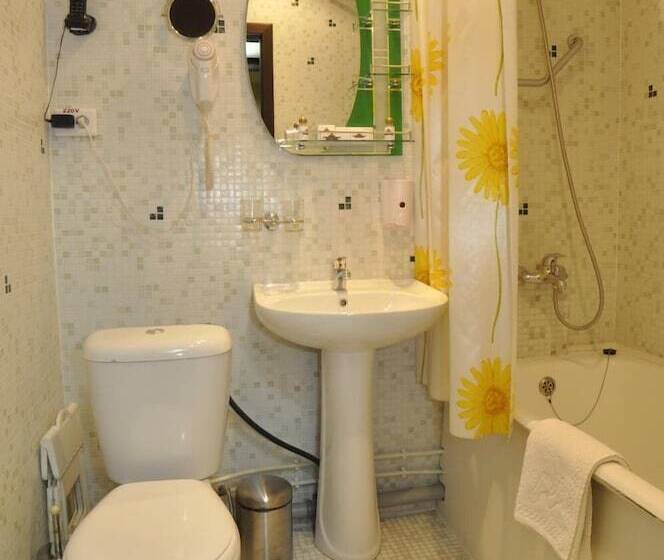 إستوديو قياسى, Alexander House