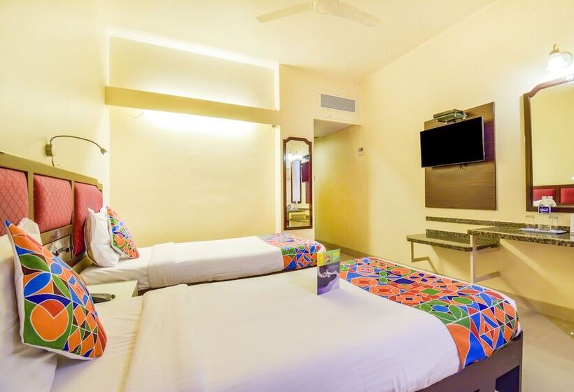 Номер Deluxe, Fabhotel Ashish Plaza