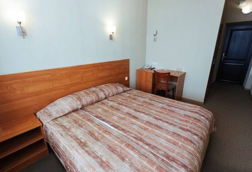 اتاق استاندارد, Avrora