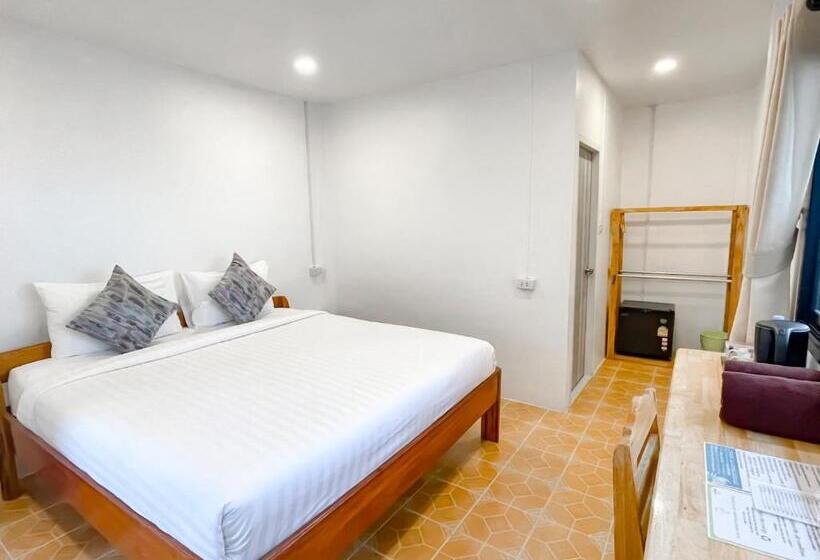 디럭스 룸 킹사이즈 침대, Bounty Resort