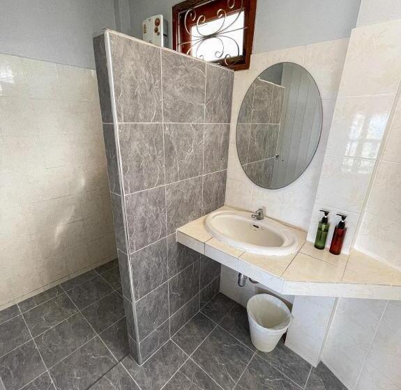 디럭스 룸, Bounty Resort