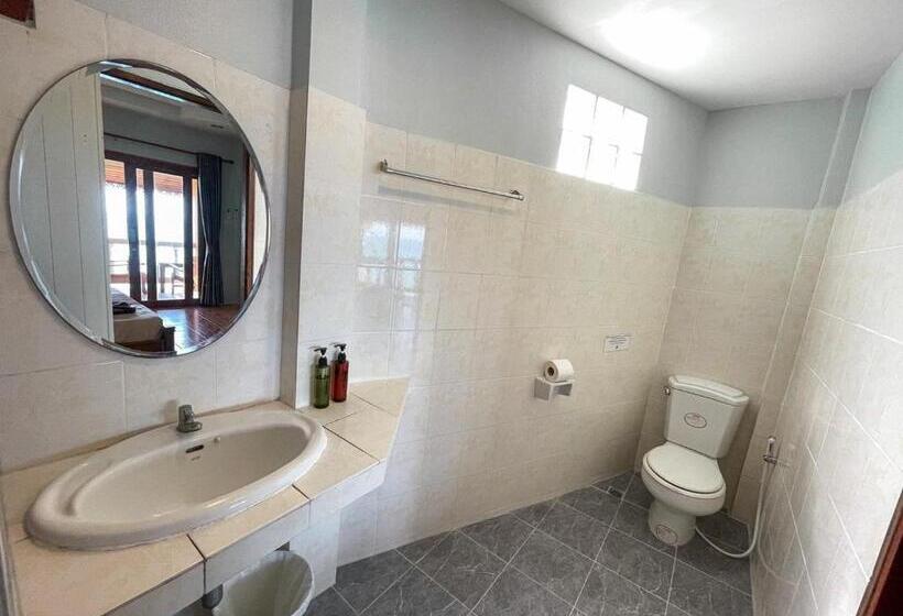 디럭스 룸, Bounty Resort