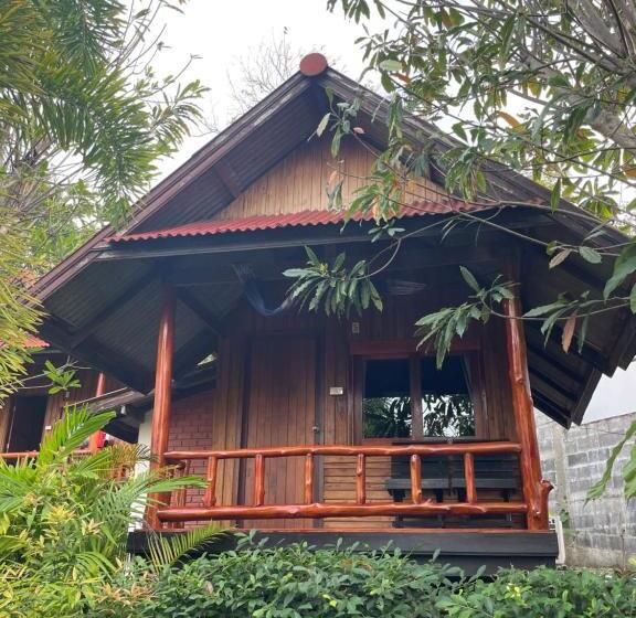 스탠다드 방갈로 정원 전망, Bounty Resort