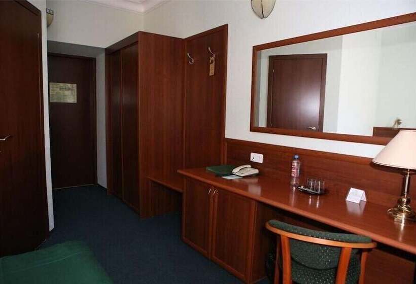 חדר סטנדרט, Bristol Zhiguly