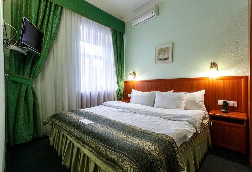 דירת חדר, Bristol Zhiguly