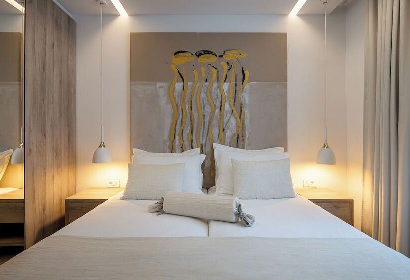 غرفة كلاسيكية, Cavtat