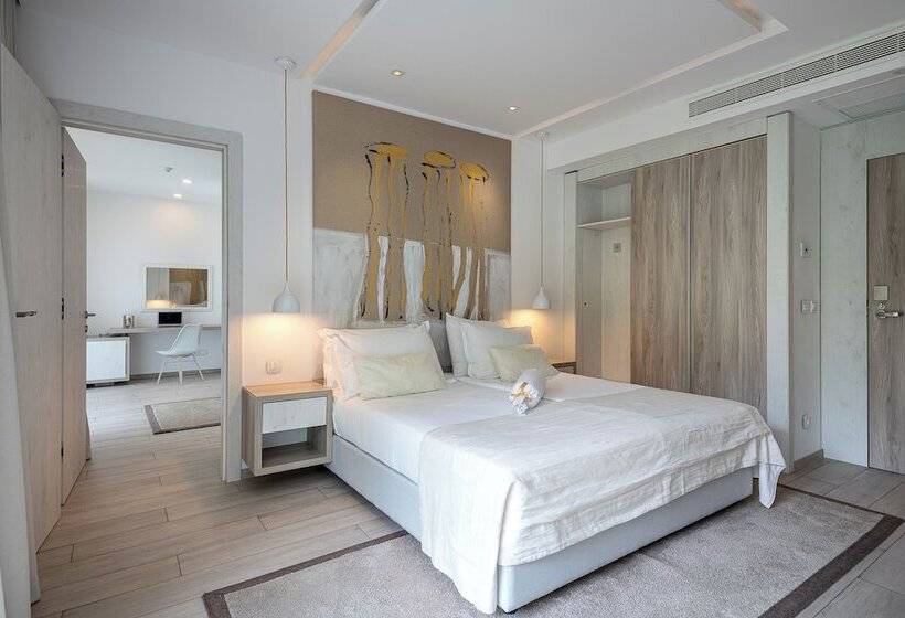 غرفة عائلية, Cavtat