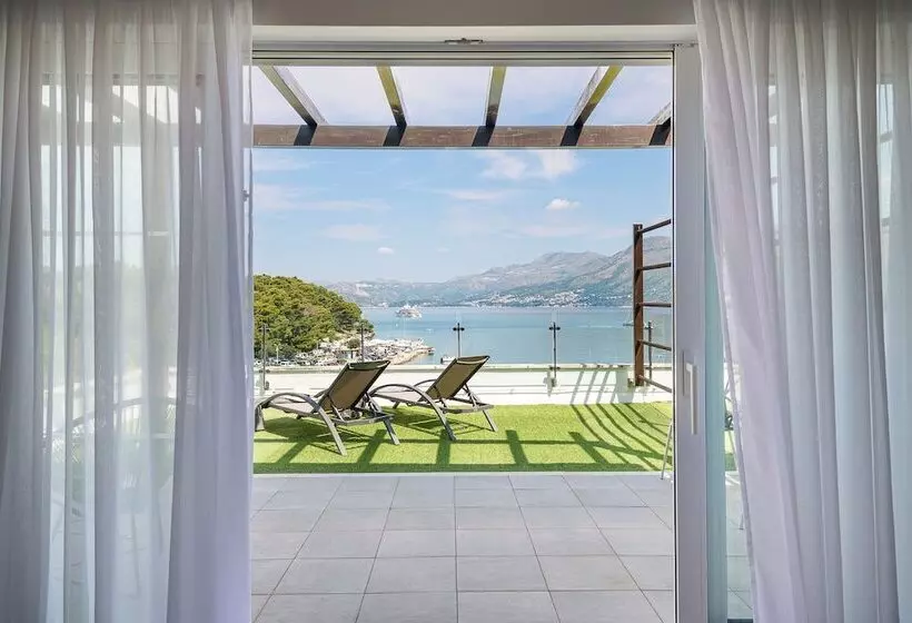 海の見えるエクゼクティブスイート, Cavtat