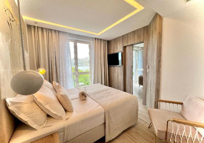 جناح إدارى مطل على البحر, Cavtat