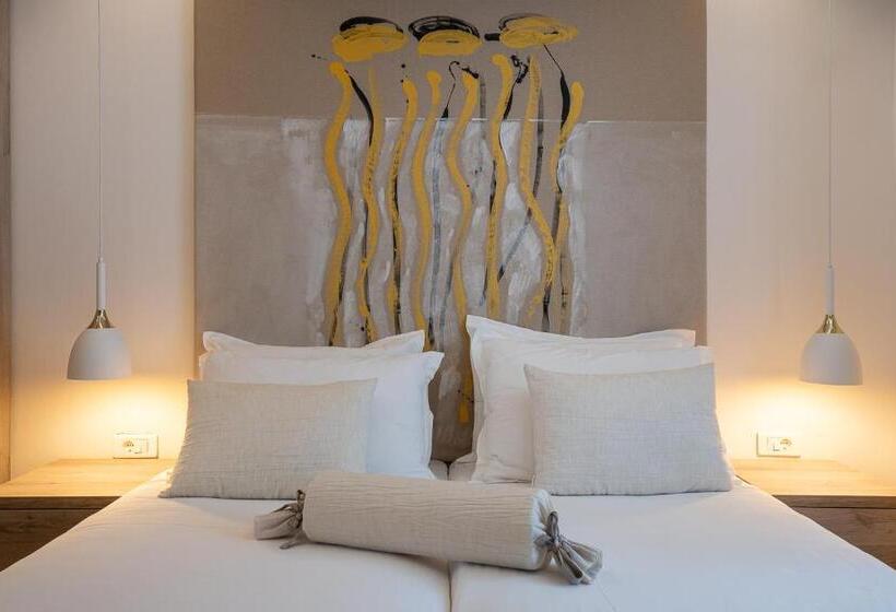 غرفة كلاسيكية, Cavtat