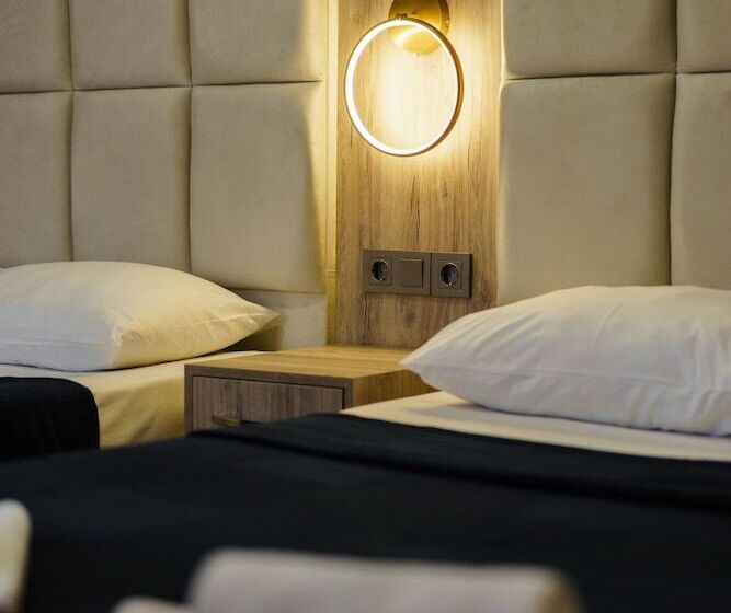 חדר סטנדרט לשלושה, Centro Bodrum